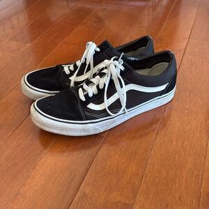 Black size  10 vans “Old skool shoe”